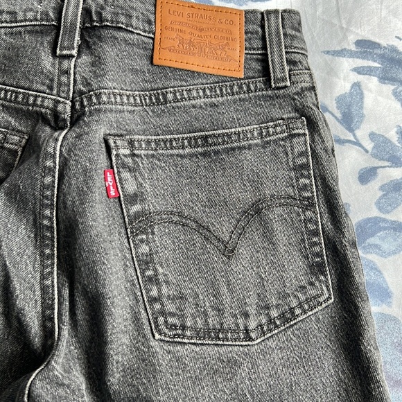 Women’s LEVI STRAUSS Black Jeans size 24 - Picture 4 of 5